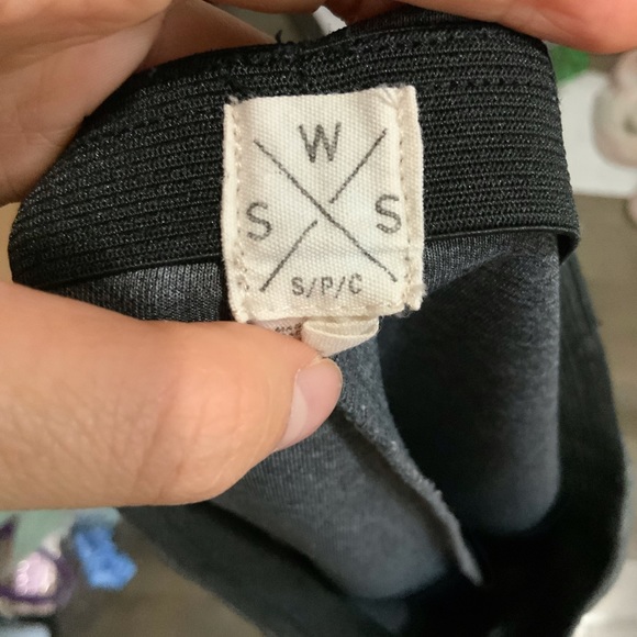 grey skirt - Picture 2 of 2